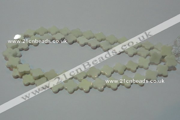 CAG3425 15.5 inches 14*14mm flower white agate gemstone beads